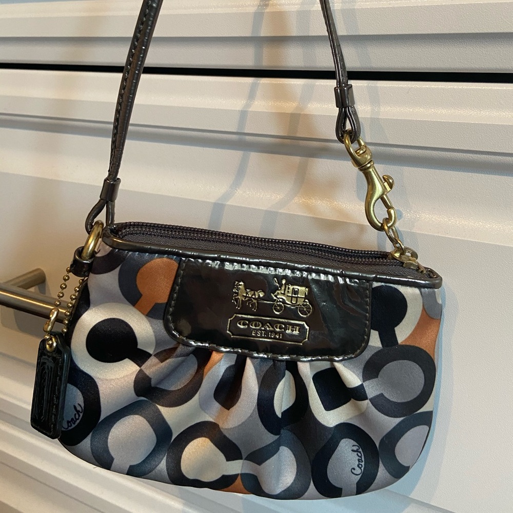 Coach wristlet- authentic